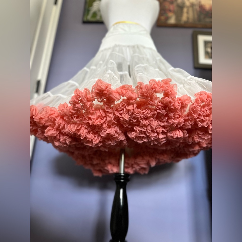 Vintage Cotton candy pink ruffle petticoat/crinoline
